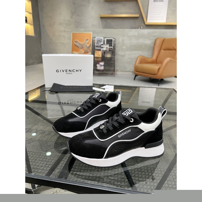 Givenchy Sneakers